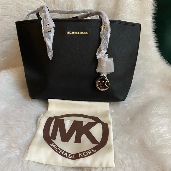 Michael Kors Handbags - Michael kors Jet Set Small Travel Tote
